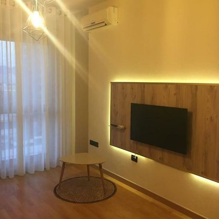 Matis Apartaments 티라나 외부 사진