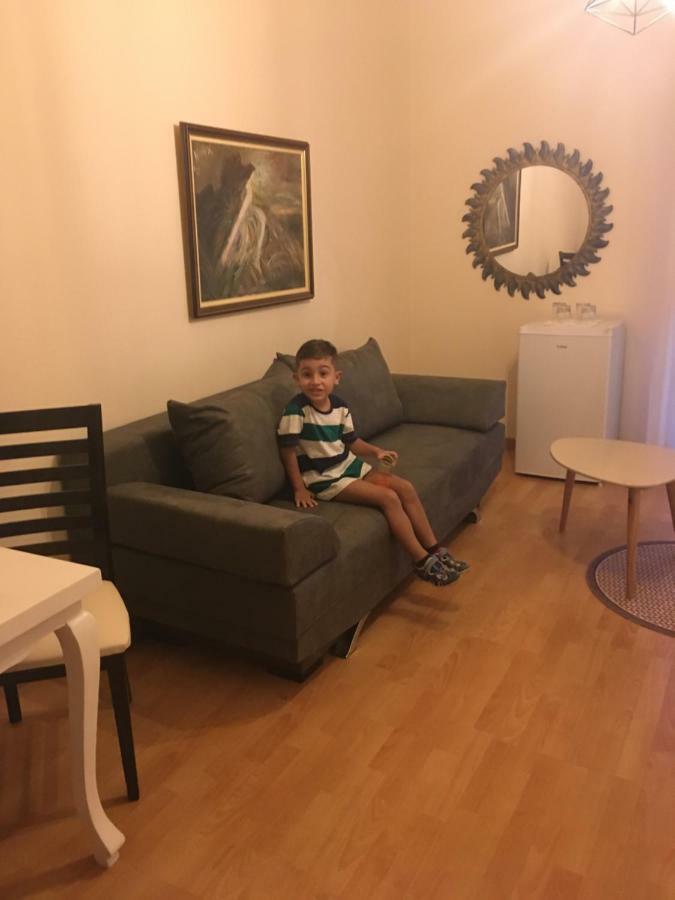 Matis Apartaments 티라나 외부 사진